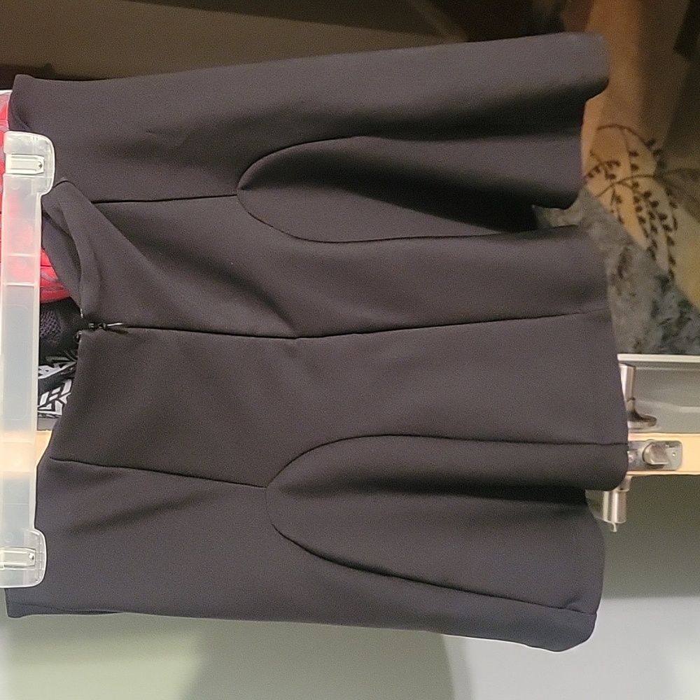 Skirt - Picture 2 of 2